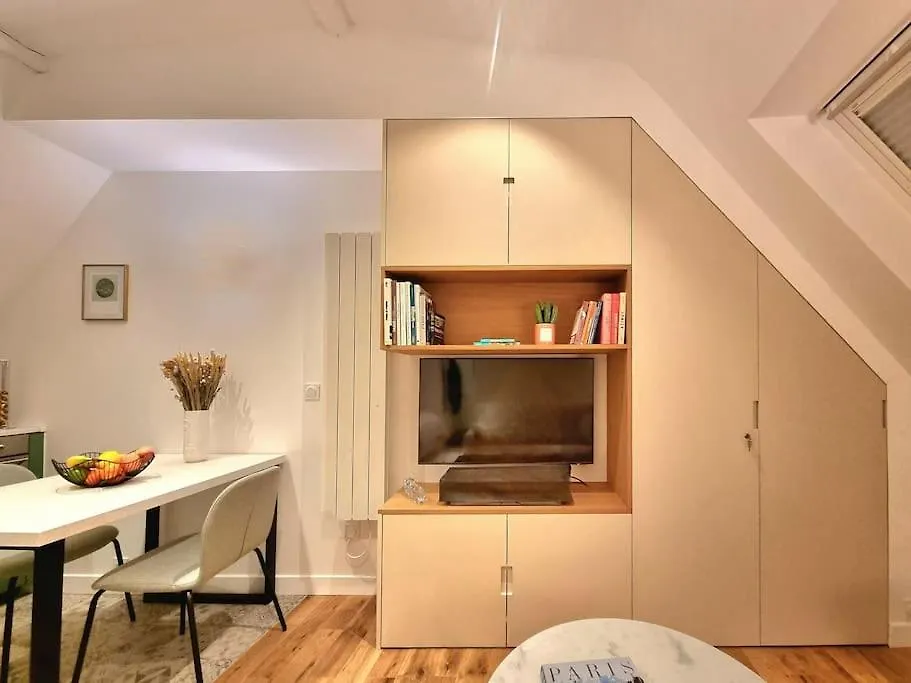 Apartment Luxury Flat With Amazing View On Eiffel Tower